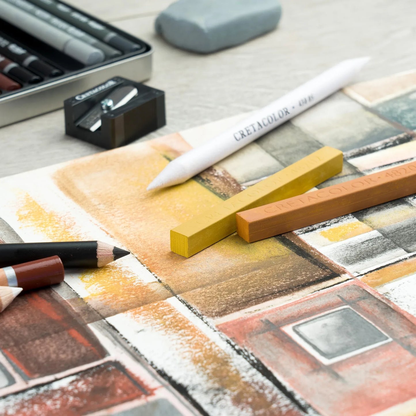 ESTUCHE CRETACOLOR CON LAPICES Y MATERIAL PARA ARTISTA CREATIVO EST.MET. CX27 ECC040031